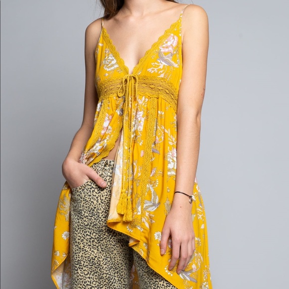 🆕POL Mustard Deep V Cut String Tie Tunic Top - Picture 2 of 7